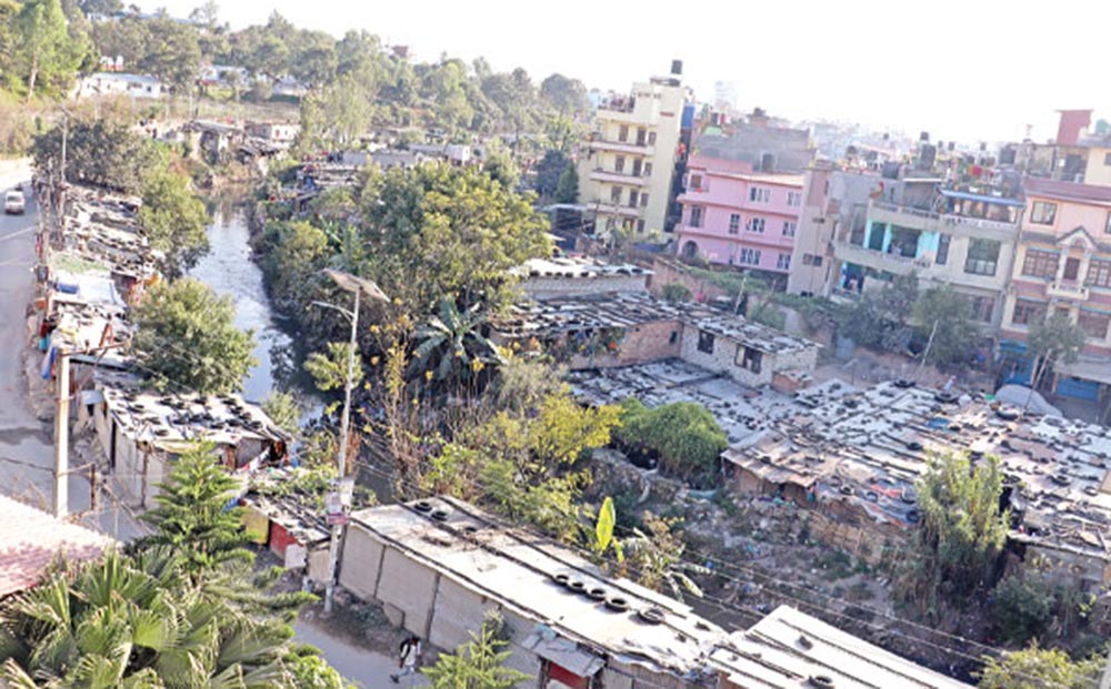 काठमाडौंका सुकुम्वासी बस्ती ६ महिनाभित्र हटाउन सरकारलाई निर्देशन