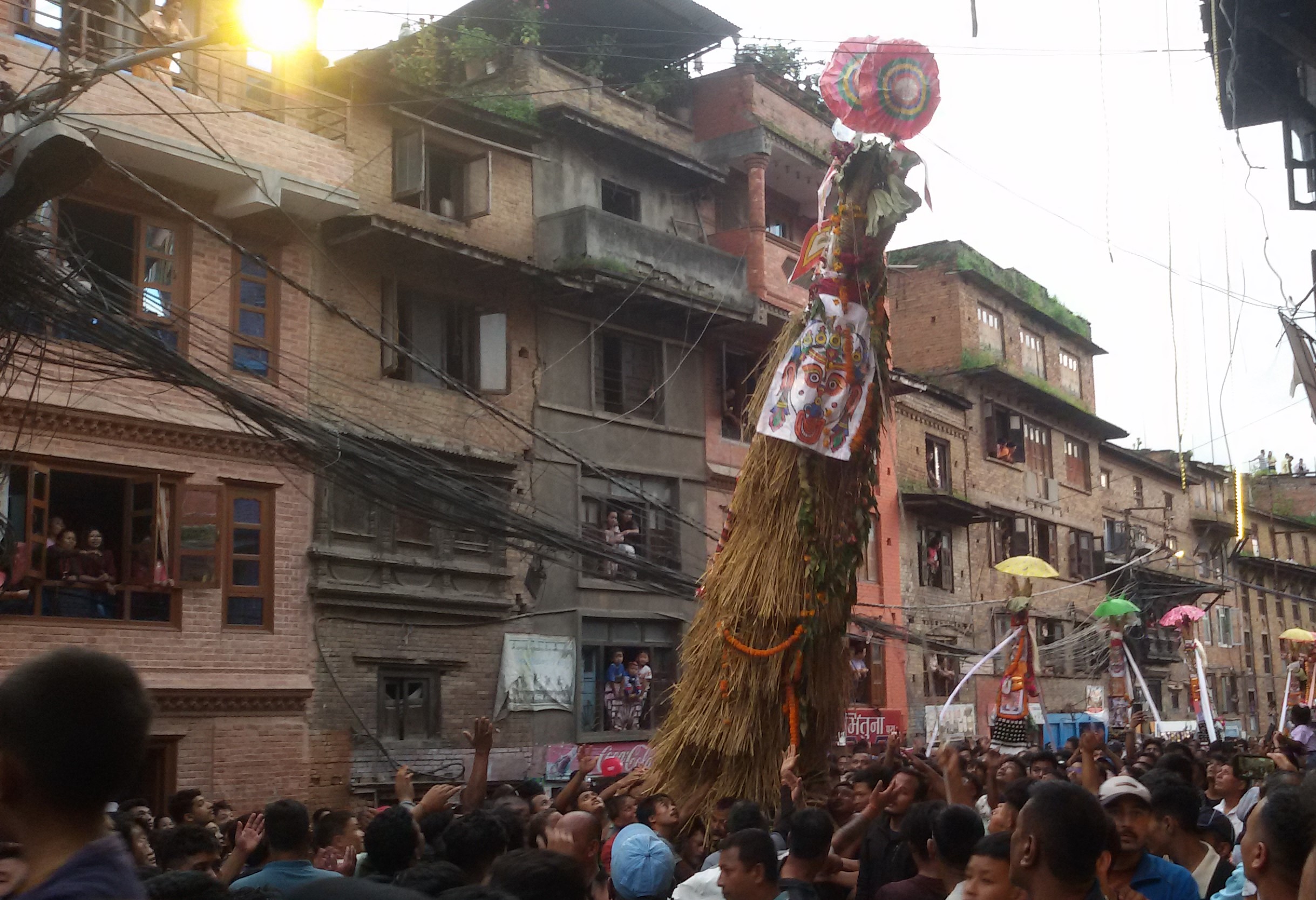 भैरवनाथको ताहामचा नगरपरिक्रमासँगै भक्तपुरमा पहिलो दिनको गाईजात्रा सम्पन्न