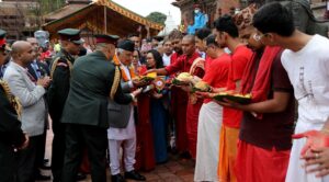 राष्ट्रपति पौडेलद्वारा कृष्णमन्दिरमा पूजाआराधना