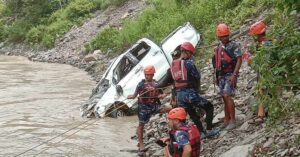 सुनकोशीमा बेपत्ता भक्तपुरका तीन युवाको खोजी कार्य तीव्र