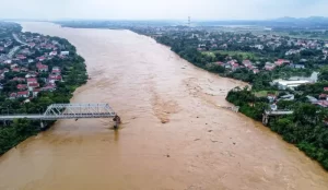 भियतनाममा यागी आँधीबाट १२७ जनाको मृत्यु