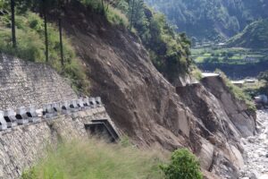 बीपीबाहेक अन्य राजमार्ग सोमबारसम्म पूर्ण सञ्चालनमा ल्याइने सरकारको भनाइ