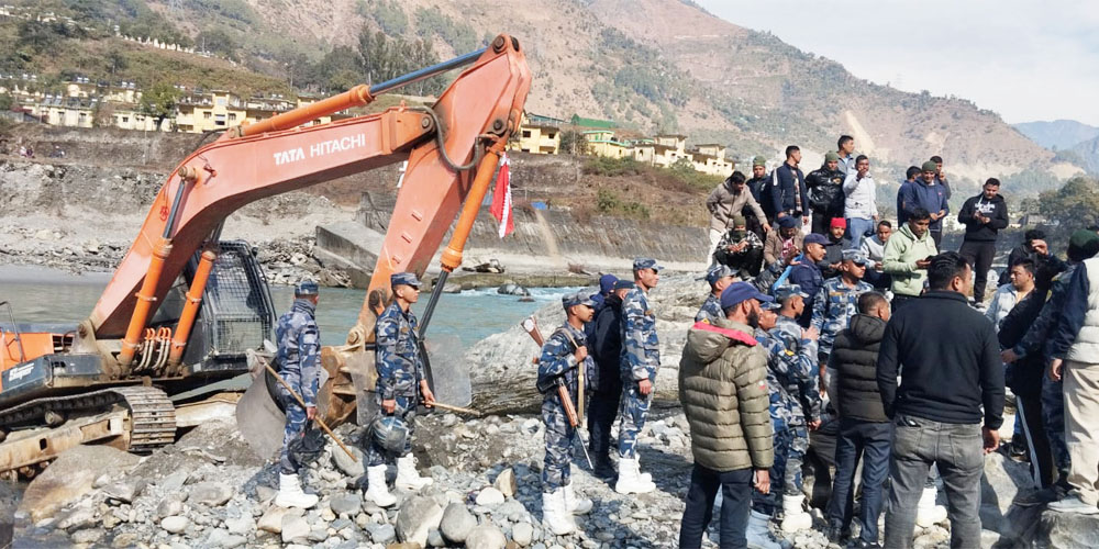 मिचाहा भारतीय जेसिबी नेपालीको कब्जामा