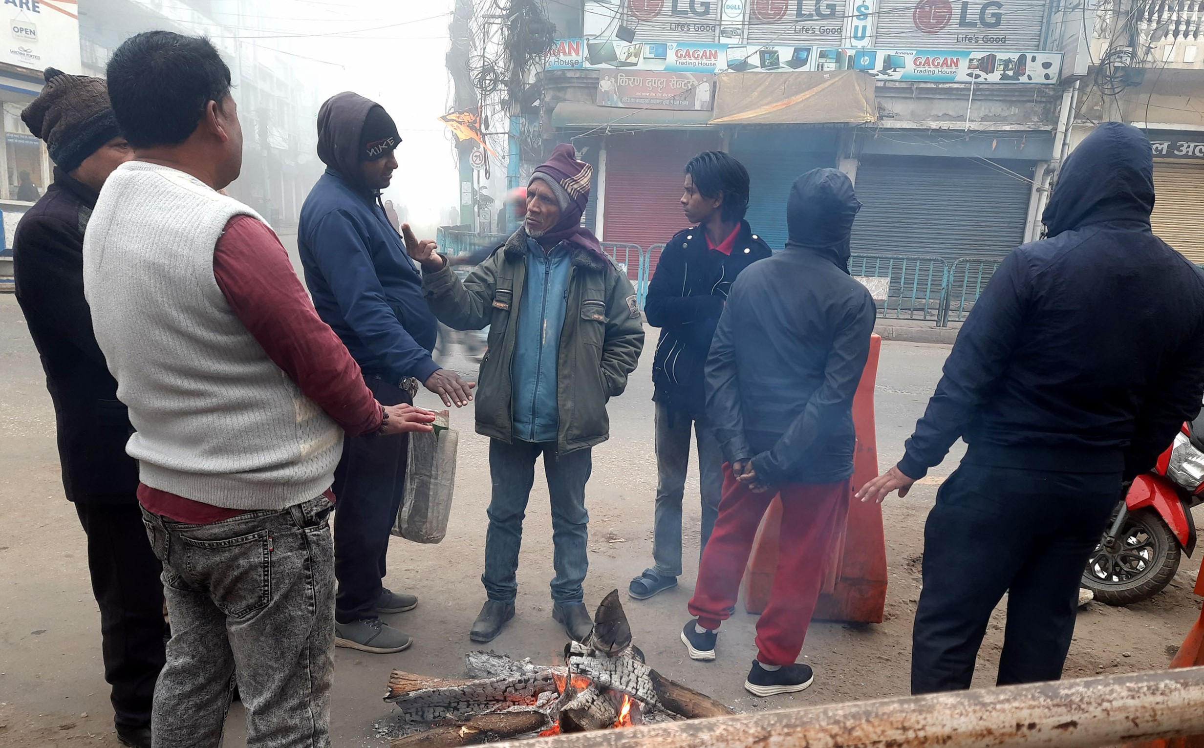 चिसो बढेसँगै तराईका विभिन्न जिल्लामा शीतलहरको जोखिम